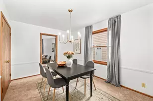 1720 N 117th St, Wauwatosa, WI 53226 - Photo 10