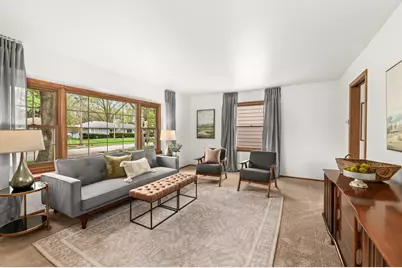 1720 N 117th St, Wauwatosa, WI 53226 - Photo 6