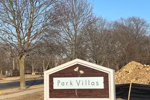 401 Park Villas Circle, Racine, WI 53185 - Photo 4