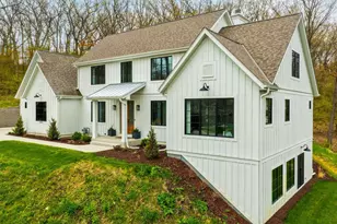 S67W20095 Benjamin Ct, Muskego, WI 53150 - Photo 4