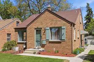 3852 S 1st St, Milwaukee, WI 53207 - Photo 2