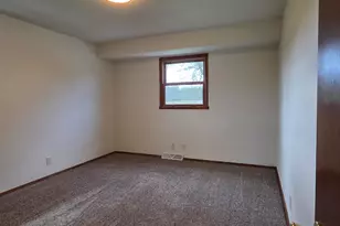 3360 E Oakwood Rd, Oak Creek, WI 53154 - Photo 18