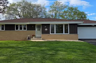 3360 E Oakwood Rd, Oak Creek, WI 53154 - Photo 2