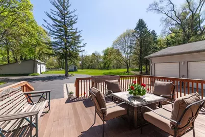 W329N4072  Lakeland Dr, Nashotah, WI 53058 - Photo 4