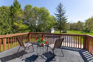 W329N4072 Lakeland Dr, Nashotah, WI 53058 - Photo 6