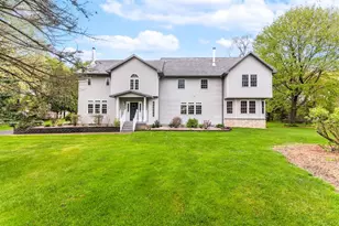 W329N4072 Lakeland Dr, Nashotah, WI 53058 - Photo 1