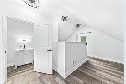 7028 W State St, Wauwatosa, WI 53213 - Photo 24