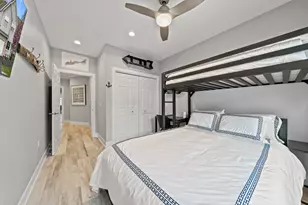 401 Abbey Ridge Ct, Fontana, WI 53125 - Photo 32