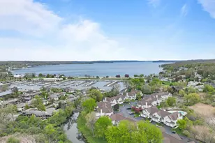 401 Abbey Ridge Ct, Fontana, WI 53125 - Photo 76