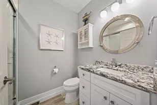 401 Abbey Ridge Ct, Fontana, WI 53125 - Photo 42