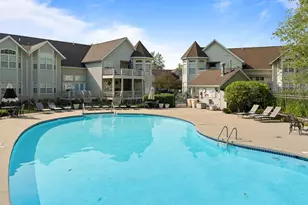 401 Abbey Ridge Ct, Fontana, WI 53125 - Photo 60