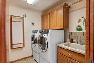 N1841 Shale Ave, Auburn, WI 53010 - Photo 6