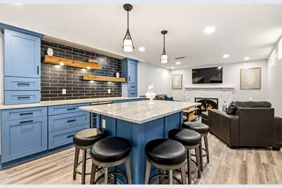 8011  Jackson Park Blvd, Wauwatosa, WI 53213 - Photo 22