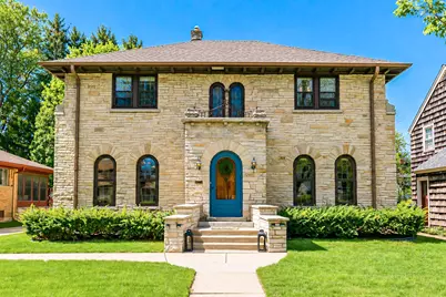 8011  Jackson Park Blvd, Wauwatosa, WI 53213 - Photo 1