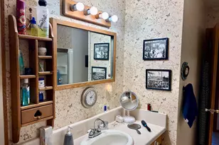 2226 Lexington Dr, Manitowoc, WI 54220 - Photo 16