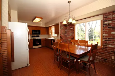 1721  Sylvan Way, West Bend, WI 53095 - Photo 8