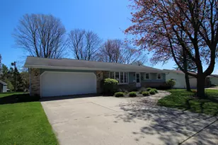 1721 Sylvan Way, West Bend, WI 53095 - Photo 26