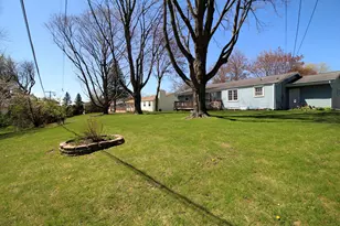 1721 Sylvan Way, West Bend, WI 53095 - Photo 24