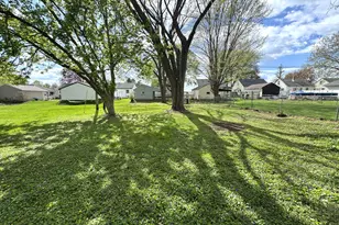 173 Walton Ave, Waukesha, WI 53186 - Photo 32