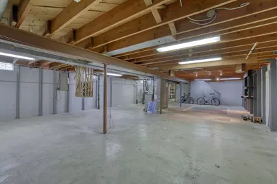 5890  Lakeview Dr, Greendale, WI 53129 - Photo 28