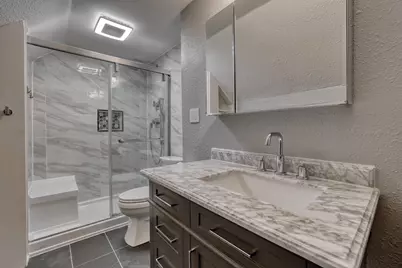 1473 S 90th St, West Allis, WI 53214 - Photo 24
