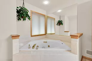 S75W17726 Harbor Cir, Muskego, WI 53150 - Photo 18