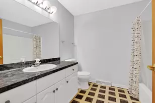 S75W17726 Harbor Cir, Muskego, WI 53150 - Photo 20