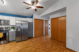 807 Worthington Ct, West Bend, WI 53090 - Photo 6