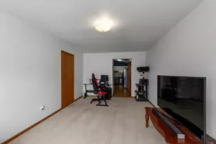 807 Worthington Ct, West Bend, WI 53090 - Photo 20