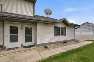 807 Worthington Ct, West Bend, WI 53090 - Photo 24