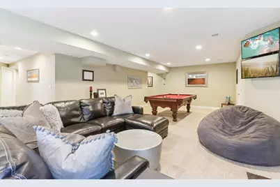 18160  Kestrel Ct, Brookfield, WI 53045 - Photo 38