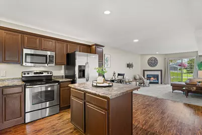 N17W26865 E Fieldhack Dr #D, Pewaukee, WI 53072 - Photo 10