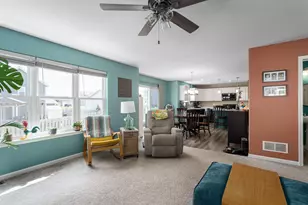 907 Ridge Ct, Watertown, WI 53094 - Photo 8