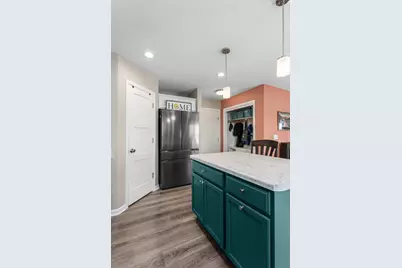 907  Ridge Ct, Watertown, WI 53094 - Photo 12