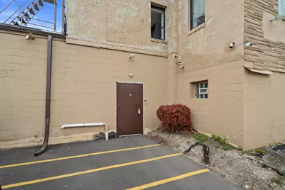 6425 W Burleigh St, Milwaukee, WI 53210 - Photo 12