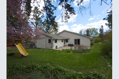 825  Garvens Ave, Brookfield, WI 53005 - Photo 2