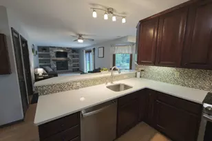 825 Garvens Ave, Brookfield, WI 53005 - Photo 6