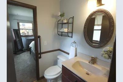 825  Garvens Ave, Brookfield, WI 53005 - Photo 20