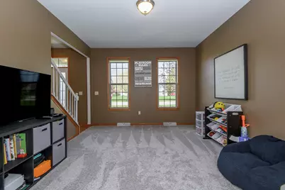 426  Augusta Dr, Mukwonago, WI 53149 - Photo 8