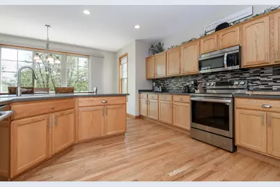 426  Augusta Dr, Mukwonago, WI 53149 - Photo 18