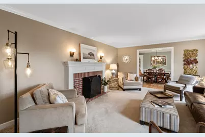 13725 N Lake Shore Dr, Mequon, WI 53097 - Photo 2