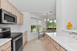 9128 W Elm Ct, Franklin, WI 53132 - Photo 12