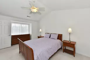 9128 W Elm Ct, Franklin, WI 53132 - Photo 18