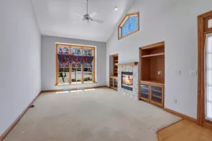 506 Spring Crest Cir, Waukesha, WI 53188 - Photo 6