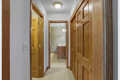 506  Spring Crest Cir, Waukesha, WI 53188 - Photo 24
