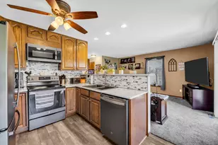2000 Airline Rd, Racine, WI 53406 - Photo 16