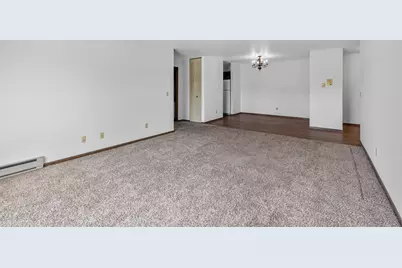 151 N University Dr #319, West Bend, WI 53095 - Photo 6