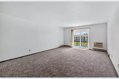 151 N University Dr #319, West Bend, WI 53095 - Photo 4