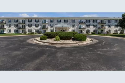 151 N University Dr #319, West Bend, WI 53095 - Photo 16