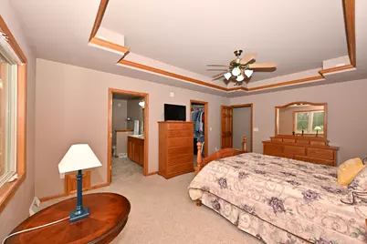 9225  Auburn Ct, Racine, WI 53406 - Photo 24